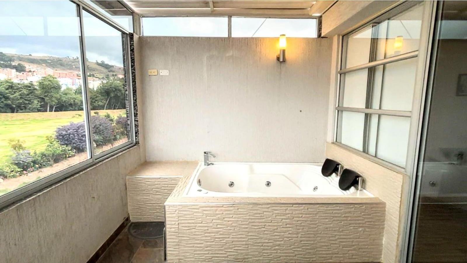 Moderno Apto Con Jacuzzi En Apartment Tunja